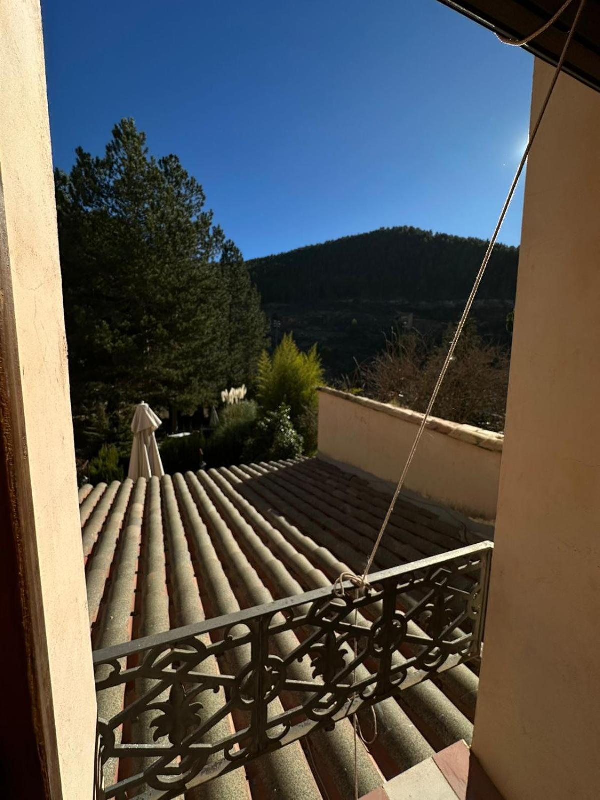 Hotel De La Villa Rubielos De Mora Extérieur photo